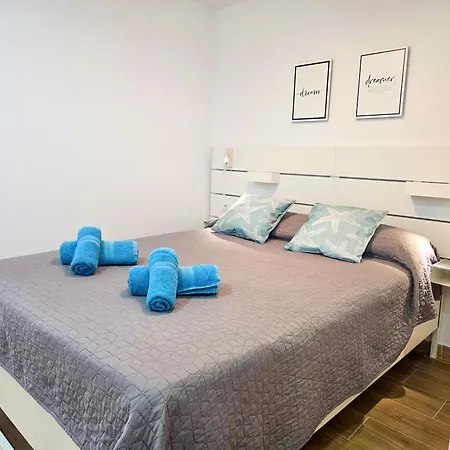 Arena By Helloapartments * Puerto de Santiago (Tenerife)