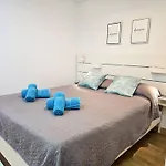 شقة Arena By Helloapartments *